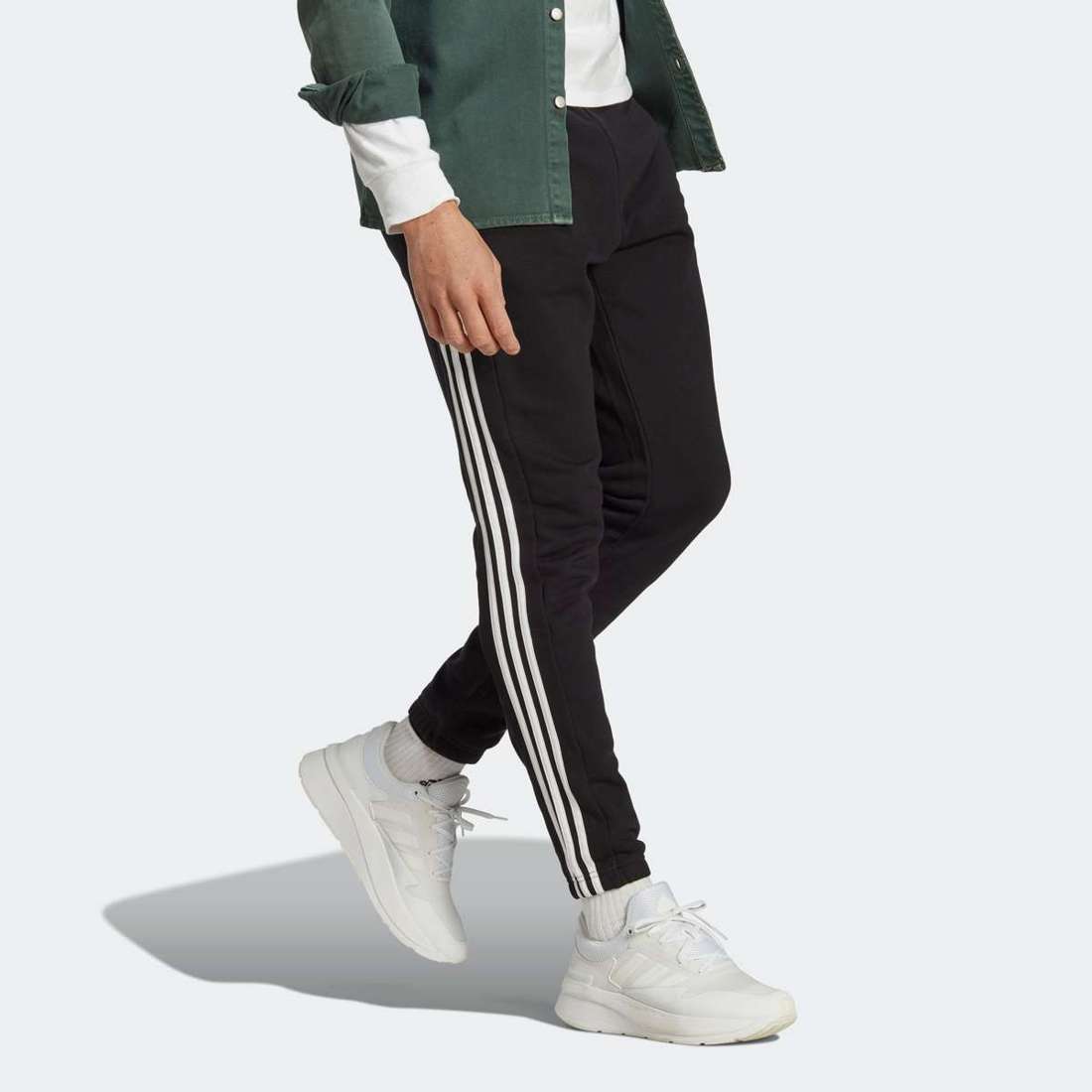 Спортивные брюки ESSENTIALS FRENCH TERRY TAPERED ELASTIC CUFF 3STREIFEN HOSE
