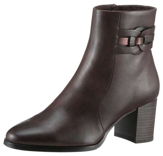 коричневый