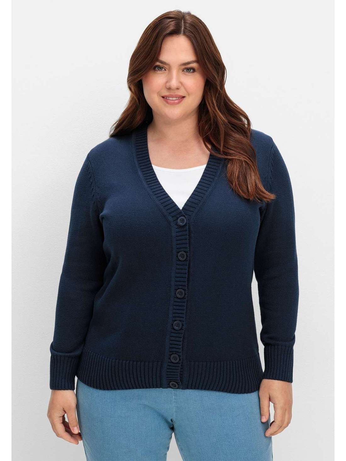 Кардиган с V-образным вырезом и пуговицами Große Größen