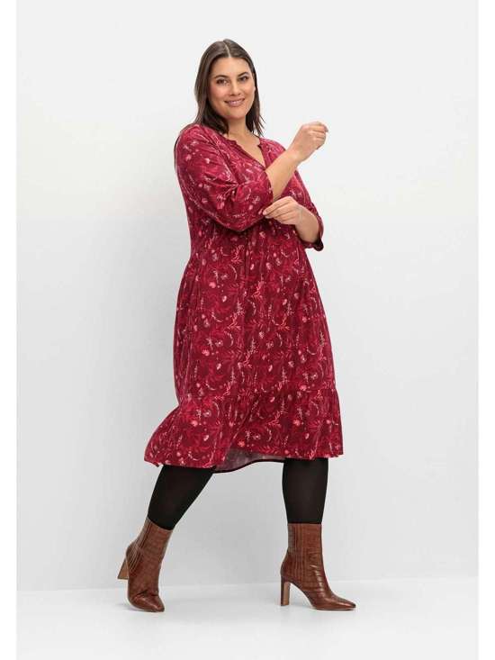 Платье А-силуэта с рукавами 3/4. Große Größen