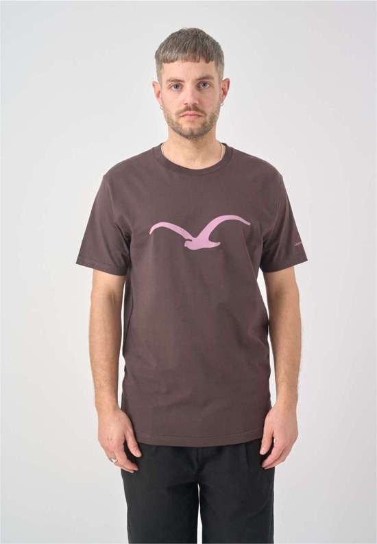 темно-коричневый