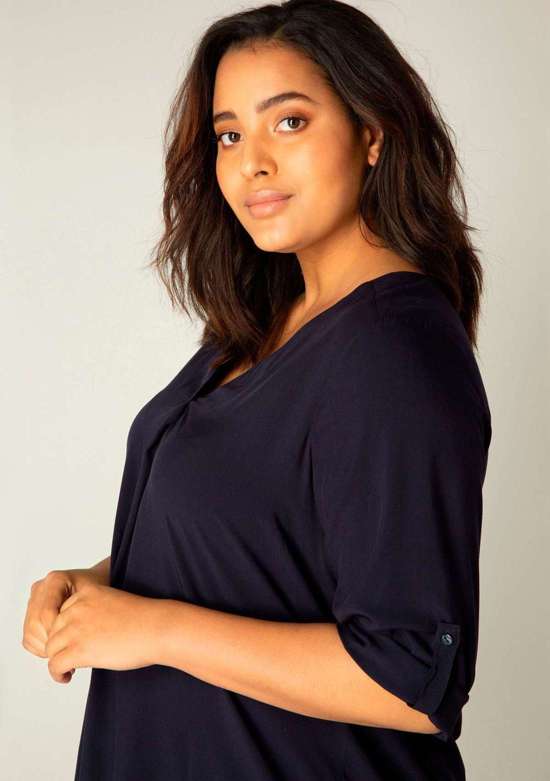 темно-синий