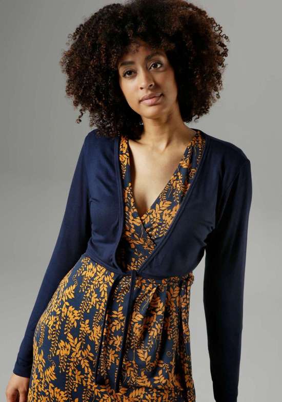 темно-синий