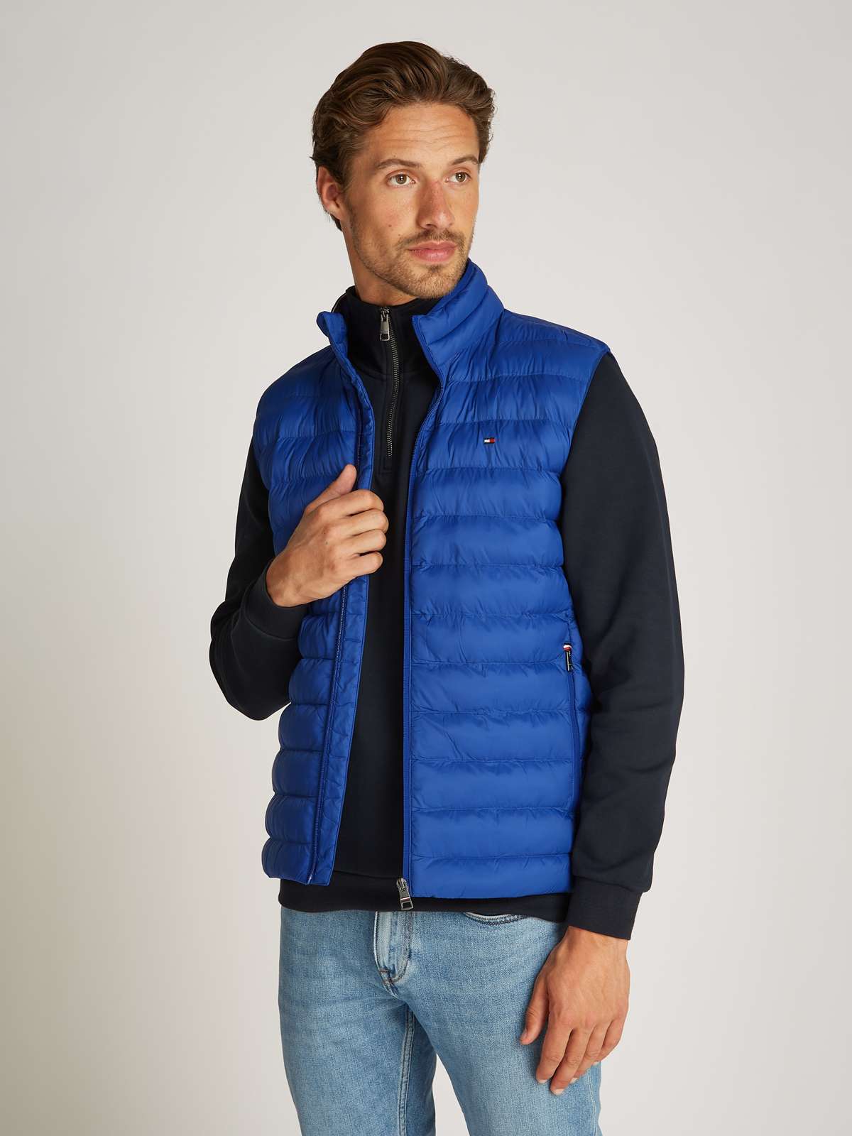 Стеганый жилет с вышивкой логотипа PACKABLE RECYCLED VEST