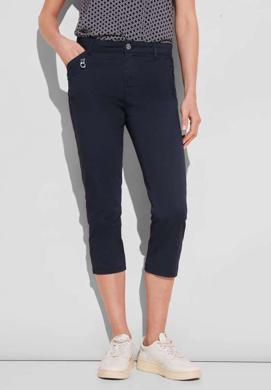 глубокий синий