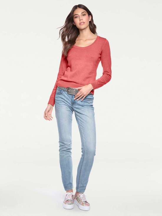 коралловый