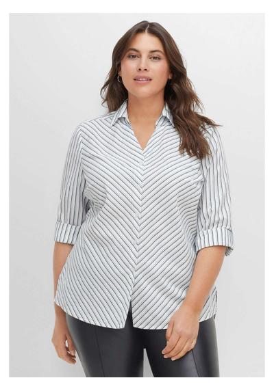 Блузка-рубашка с закатанными рукавами