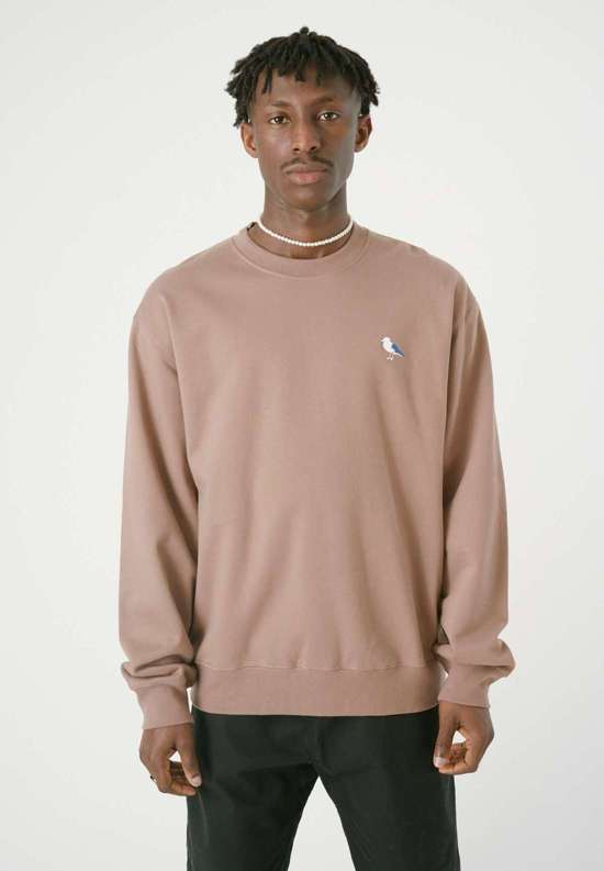 светло-коричневый