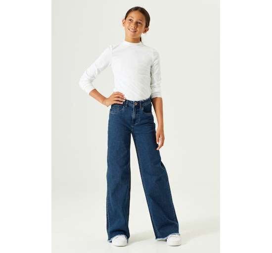 темный потертый