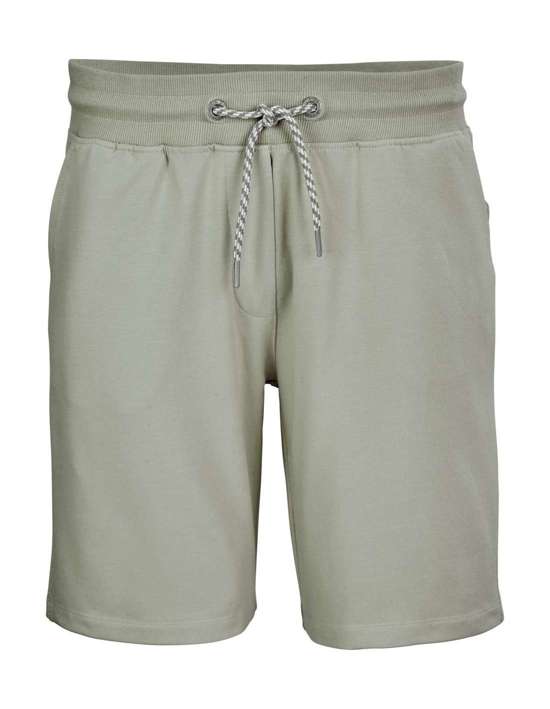 темно-зеленый