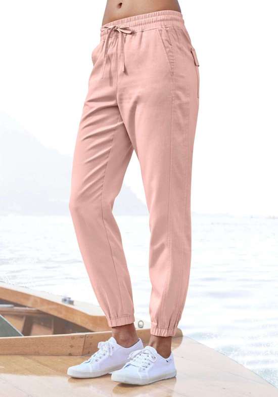 персиковый