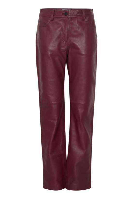 красно-коричневый