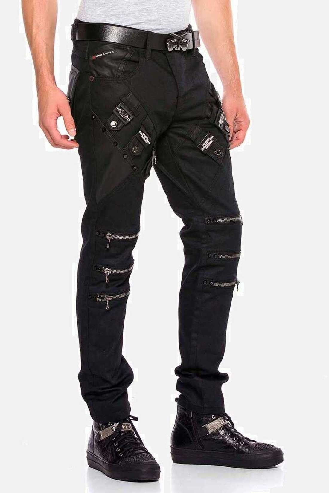 Прямые джинсы с классными аппликациями на молниях. Jeans