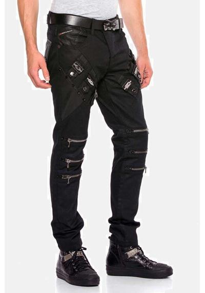 Прямые джинсы с классными аппликациями на молниях. Jeans