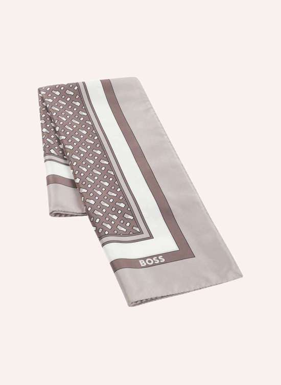 коричневый