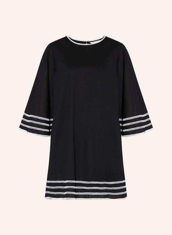 Платье с рукавами 3/4 DAKIRA