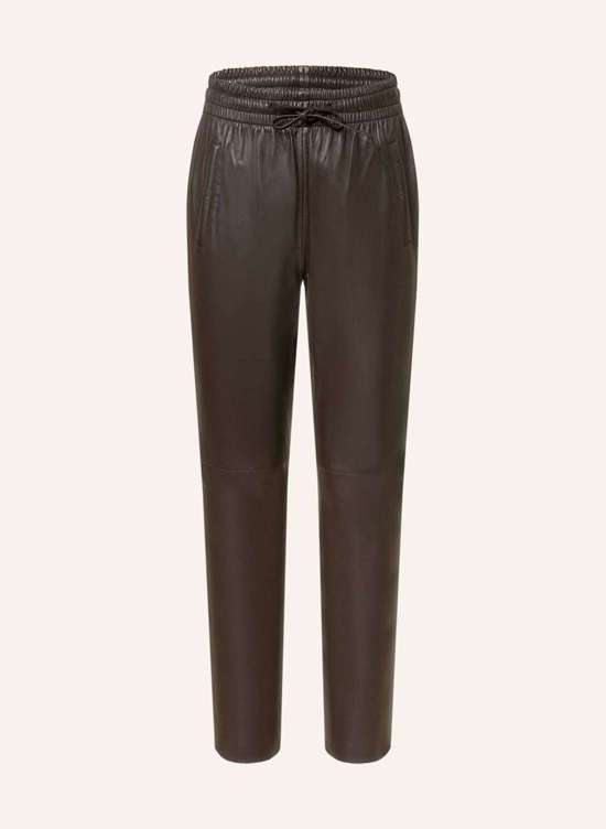 темно-коричневый