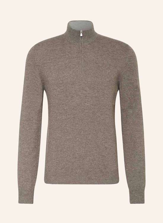 темно-коричневый