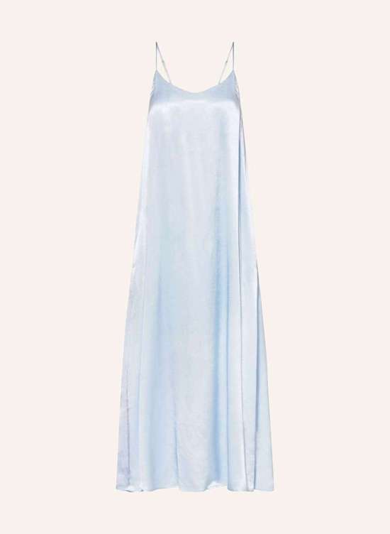 светло-синий