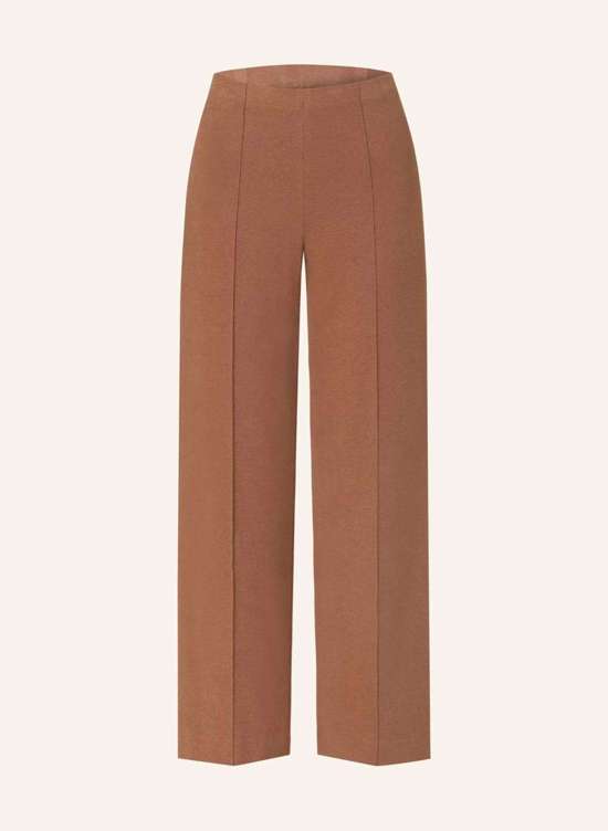 светло-коричневый