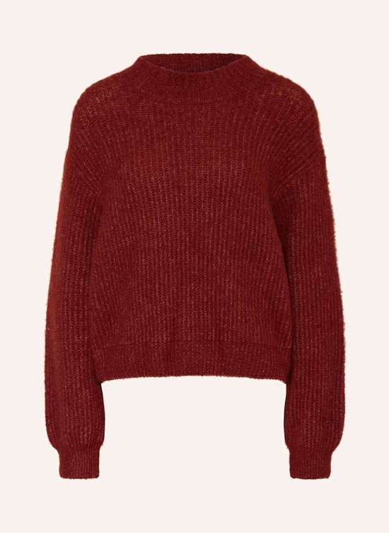 темно-красный