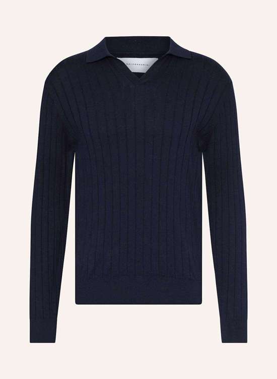 темно-синий