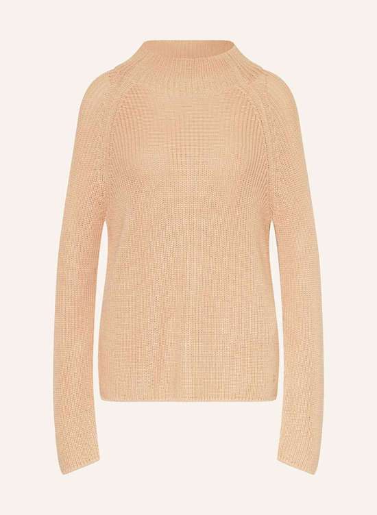 оранжево-розовый