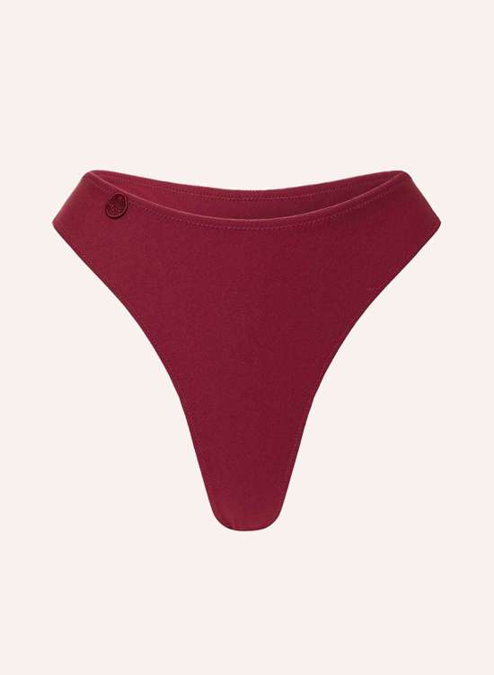 темно-красный