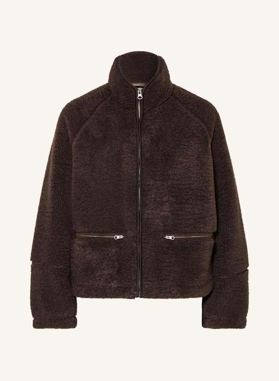 темно-коричневый