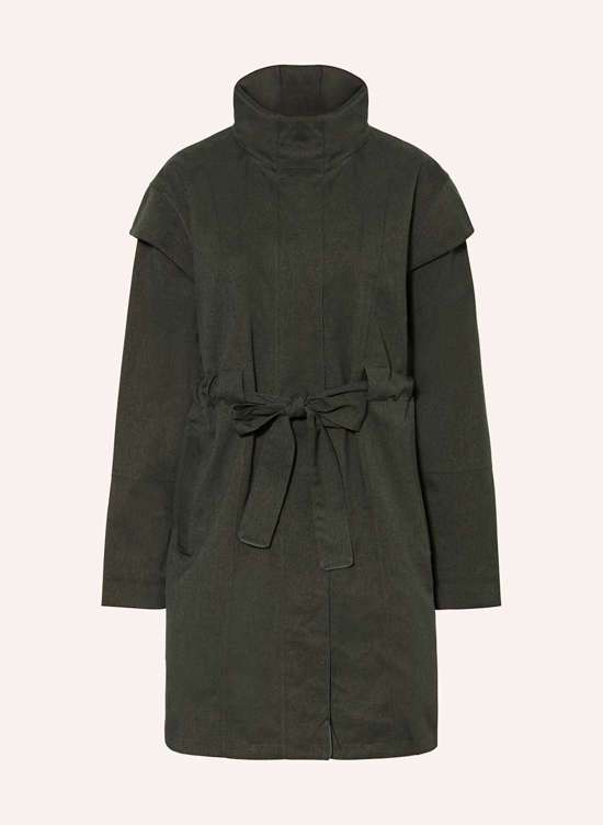 темно-зеленый