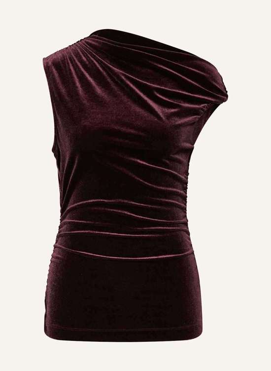 темно-красный