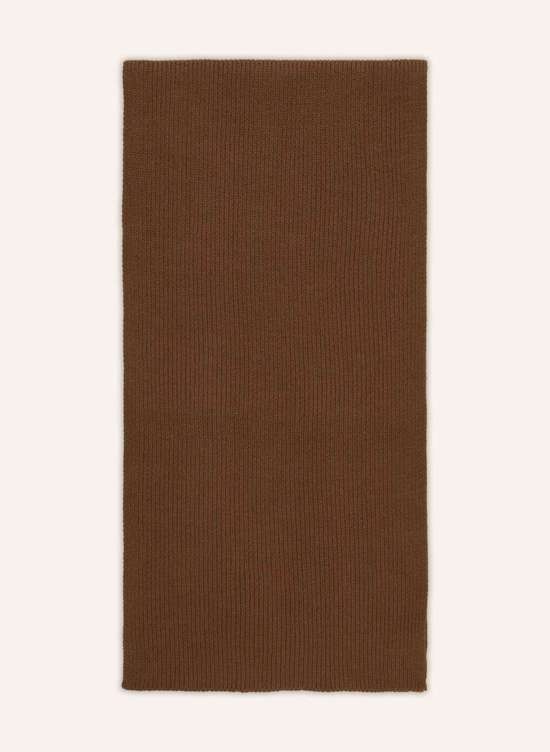 коричневый