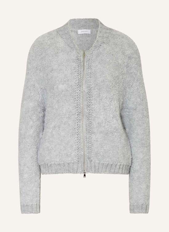 серебристо-серый