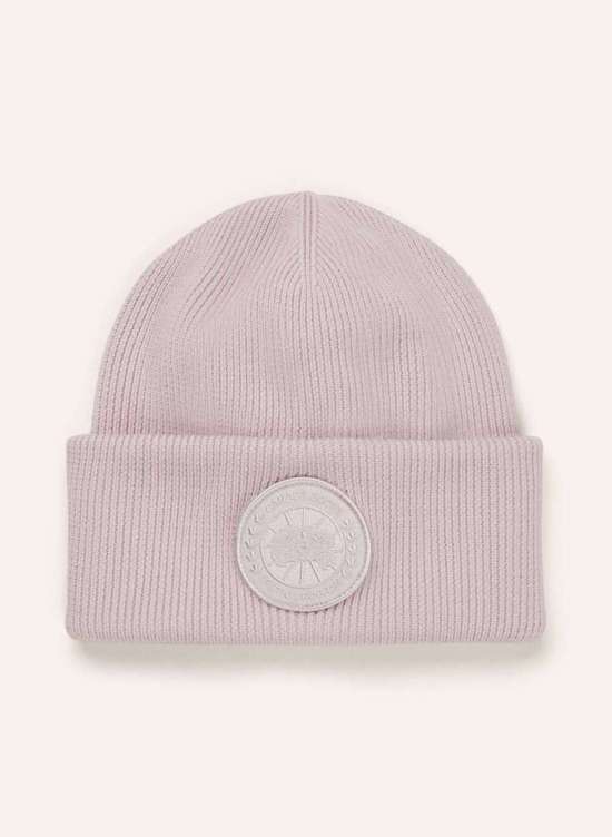 светло-розовый