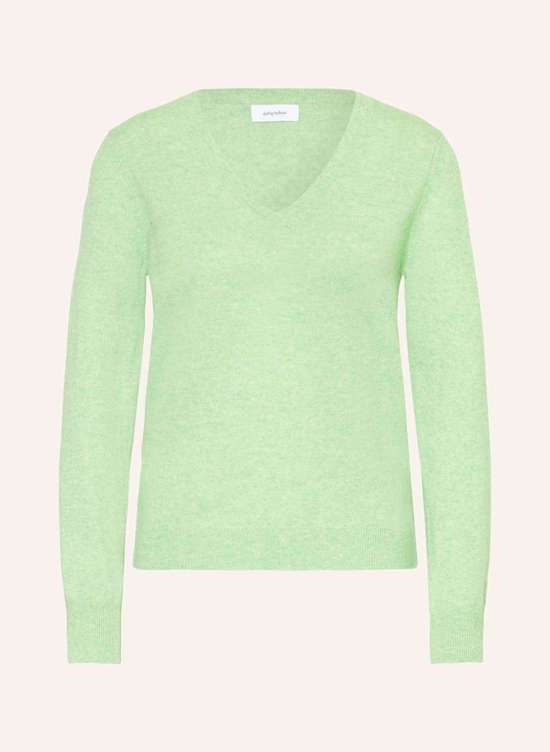 пастельно-зеленый