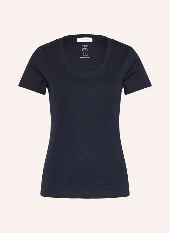 темно-синий