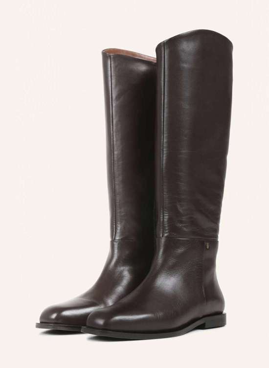 коричневый