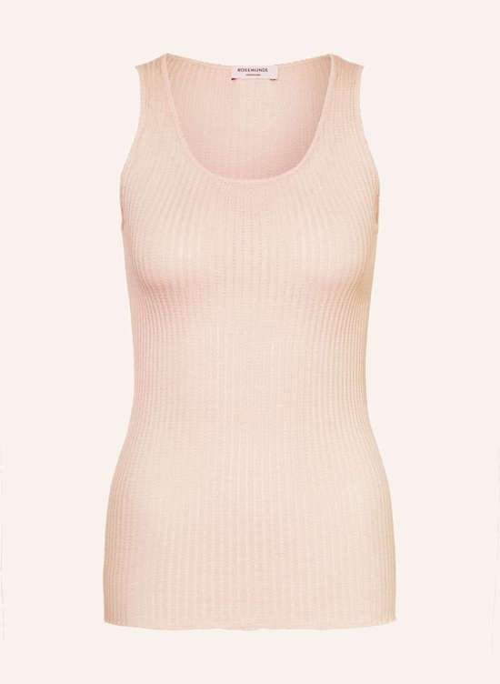 светло-розовый