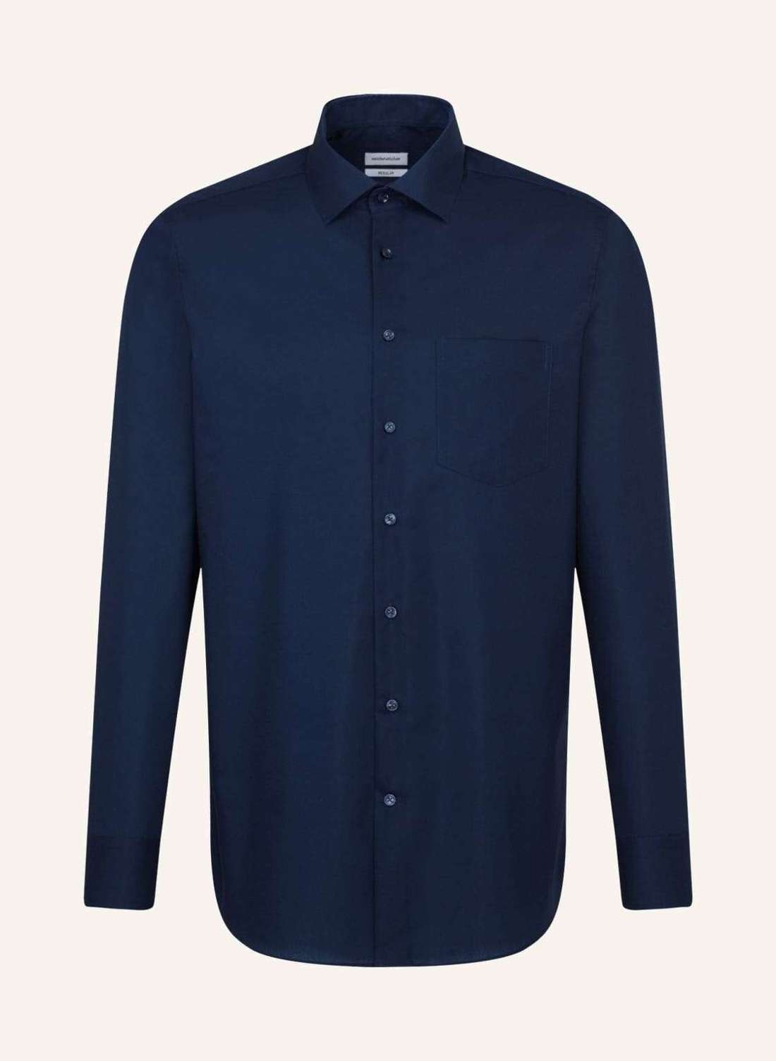 Деловая рубашка стандартного кроя