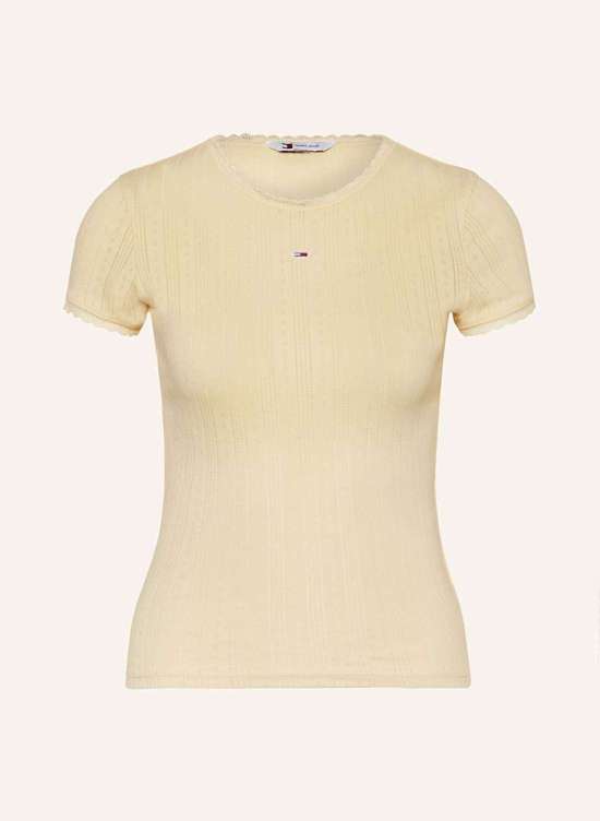 светло-красный