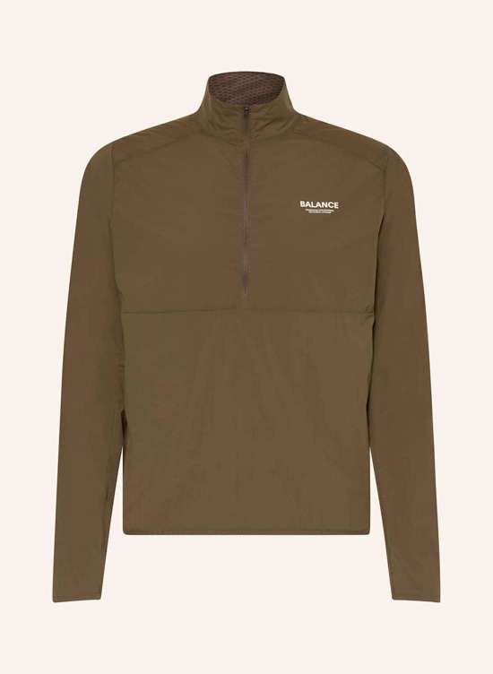 темно-коричневый