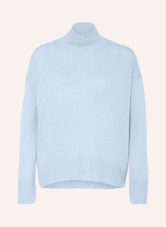 светло-синий