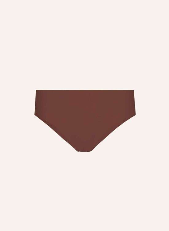 темно-коричневый