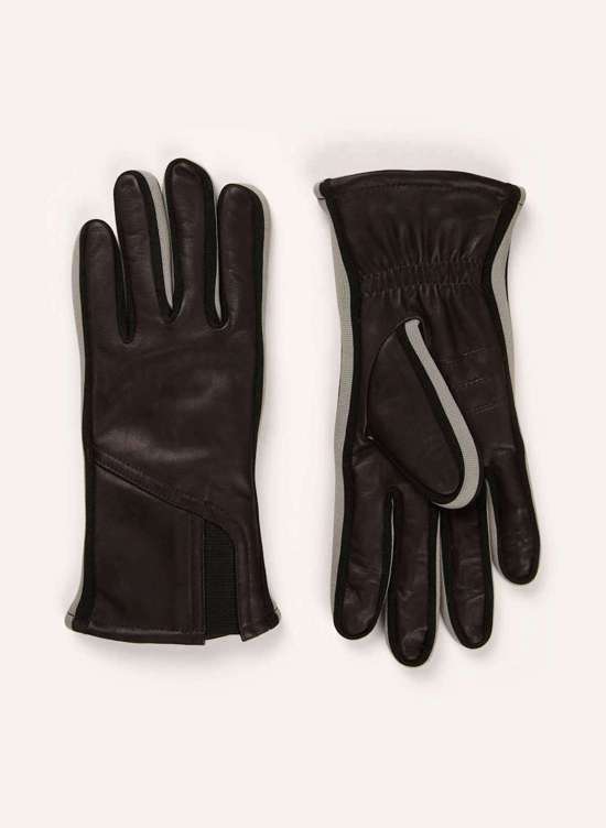 темно-коричневый