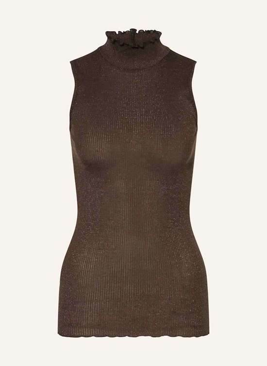 темно-коричневый