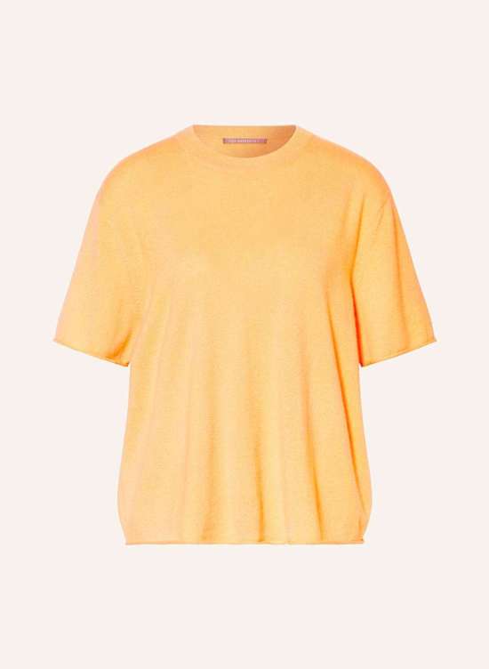 темно-желтый