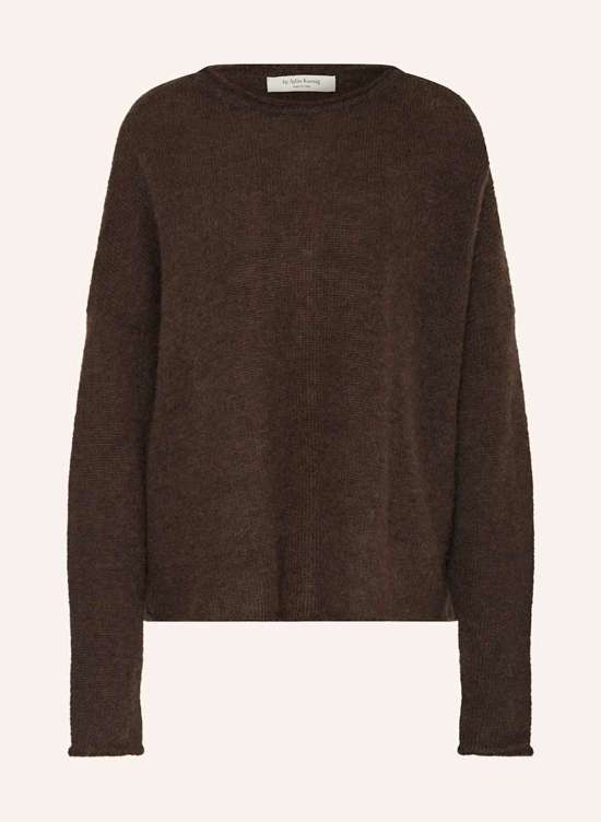 темно-коричневый