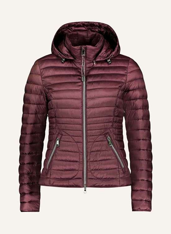 темно-лиловый