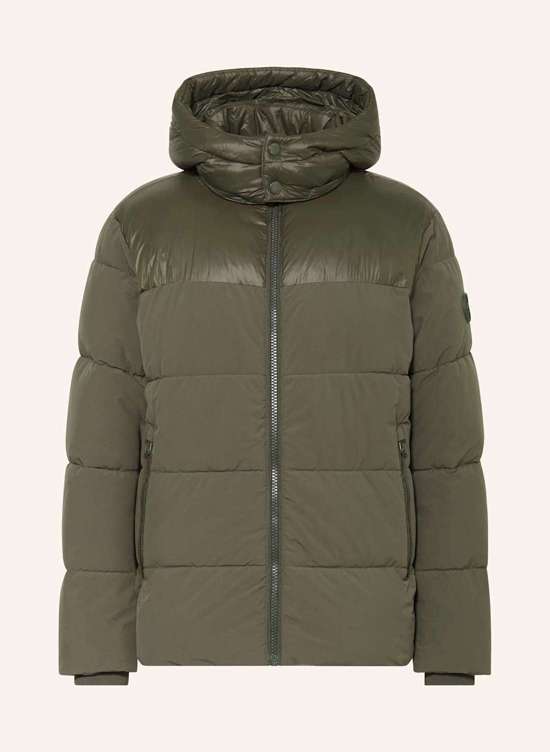 темно-зеленый