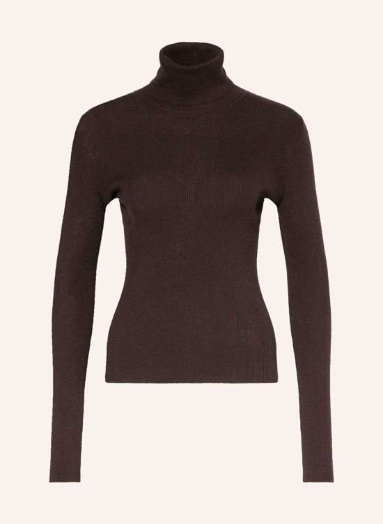 темно-коричневый